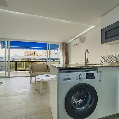 Skol 304 A - 2 Bedroom Duplex Center First Line *