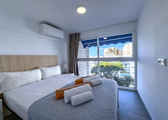 Skol 304 A - 2 Bedroom Duplex Center First Line Apartment *