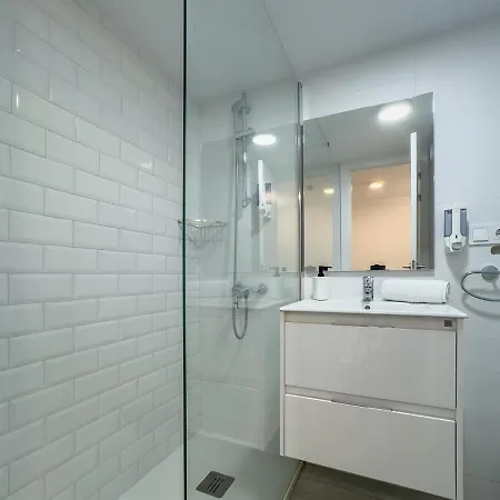 Apartmán Skol 304 A - 2 Bedroom Duplex Center First Line